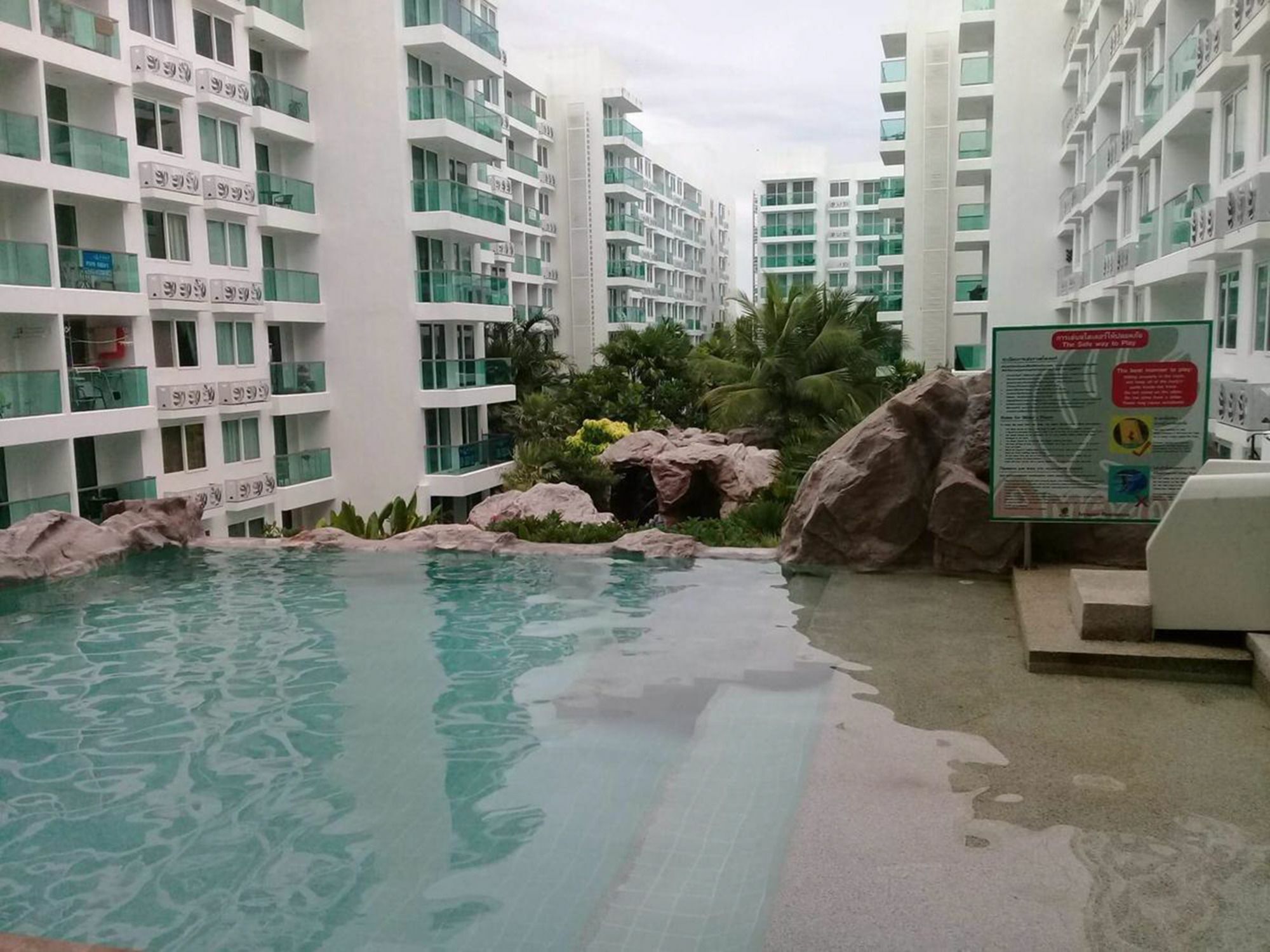 Amazon Residence Condo By Wannapa Ban Nong Tabaek Bagian luar foto